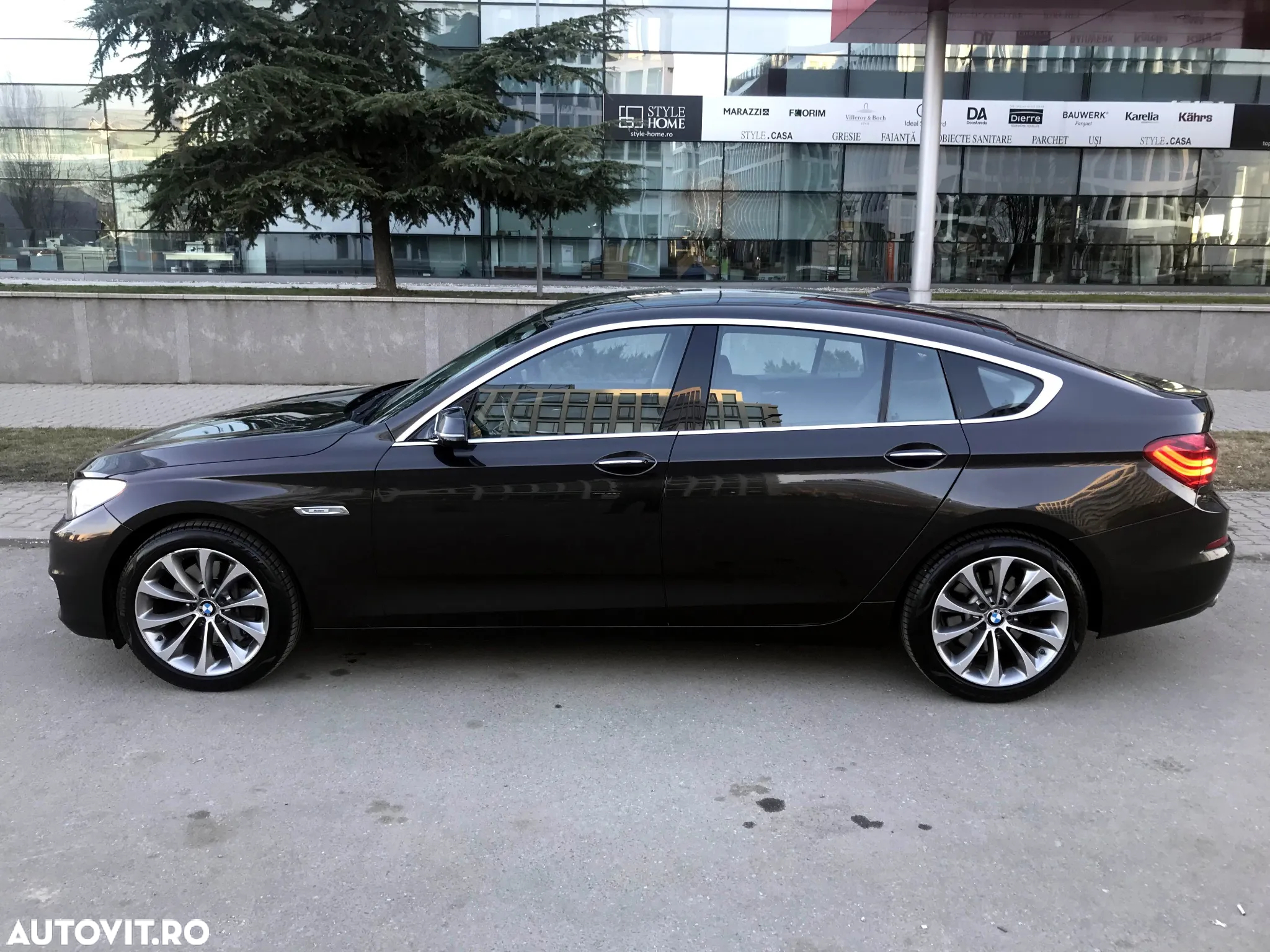 BMW Seria 5 520d Aut. Modern Line - 10
