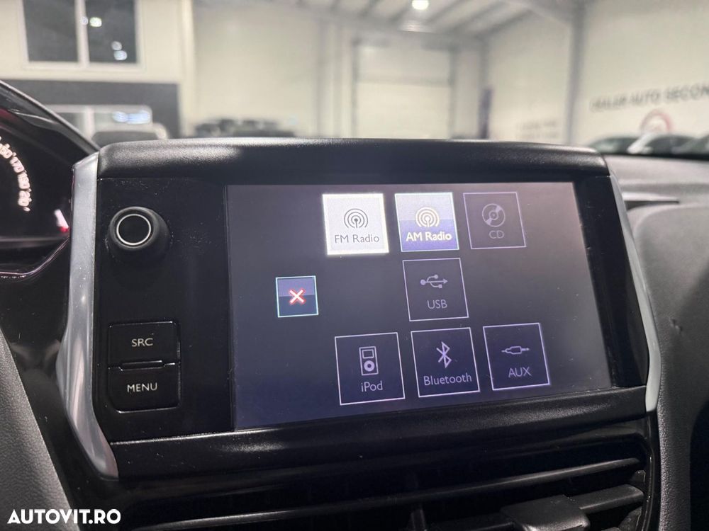 Peugeot 208 1.2 L PureTech Turbo Allure - 11