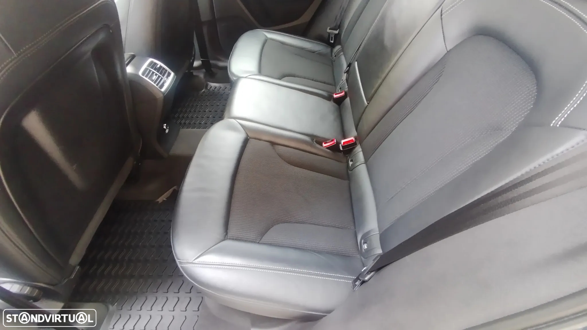 Audi Q3 2.0 TDI quattro S-line - 22