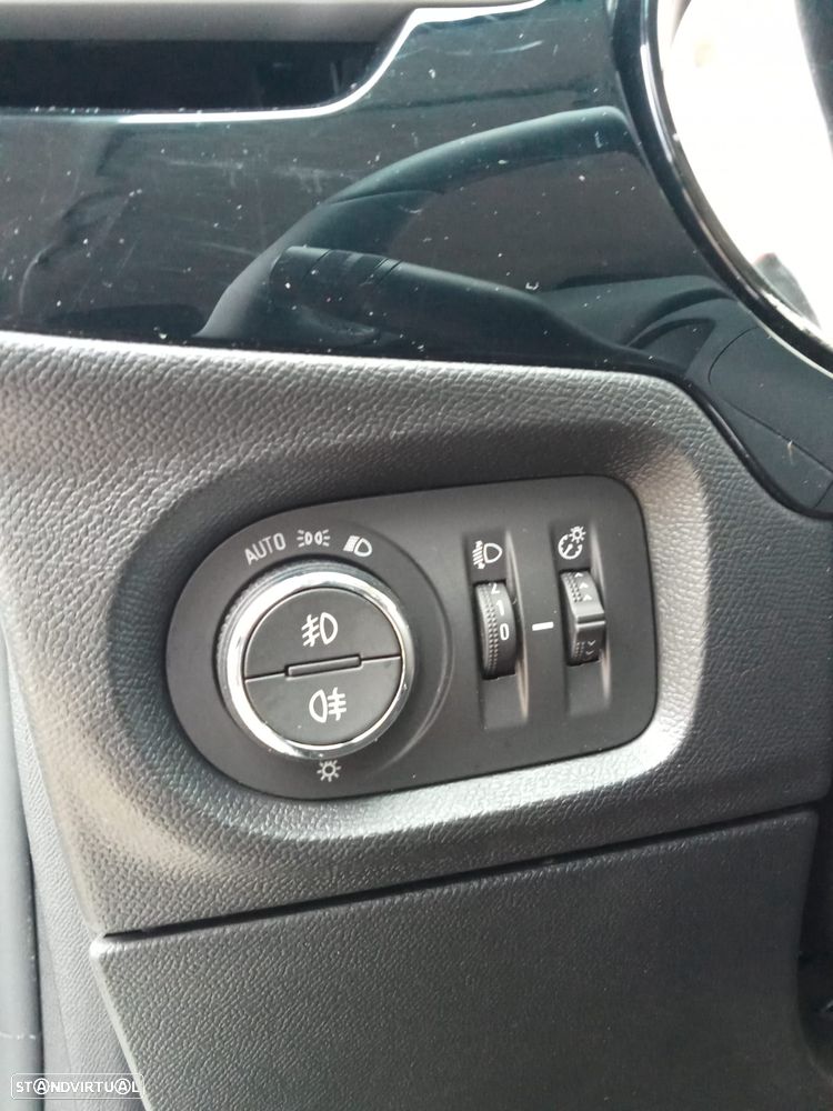 Opel Corsa 1.2 T Elegance - 11