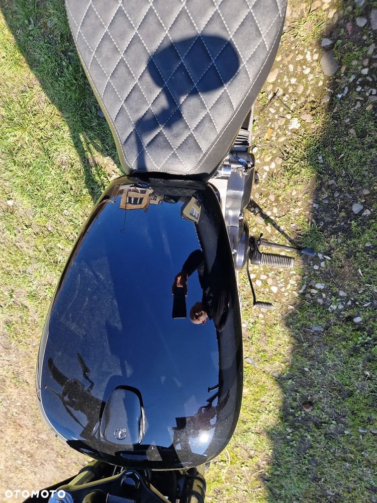 Suzuki Intruder - 23