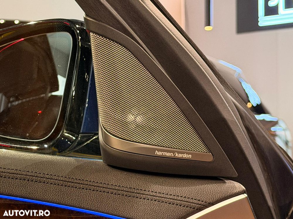 BMW Seria 5 530e Aut. Luxury Line - 7