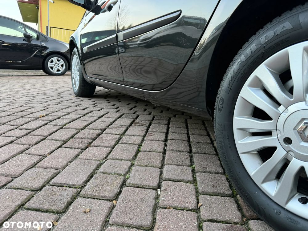 Renault Clio 1.2 16V Edition Dynamique - 11