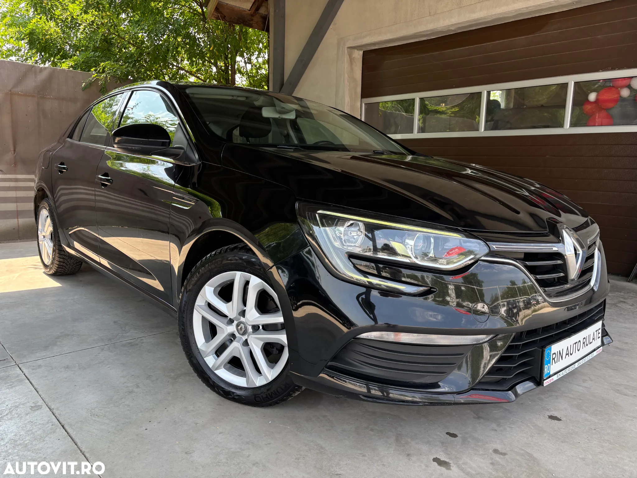 Renault Megane TCE GPF Zen - 11