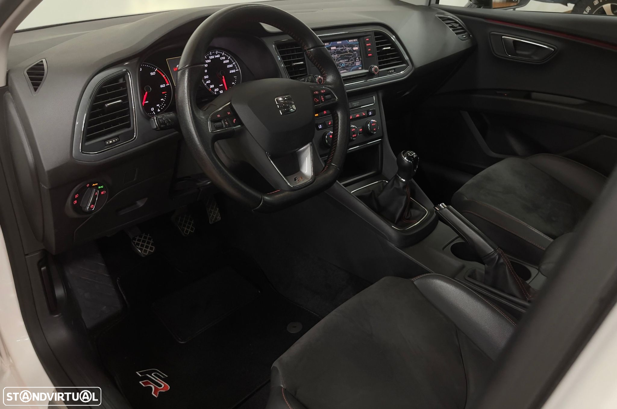 SEAT Leon 2.0 TDI DPF FR - 4
