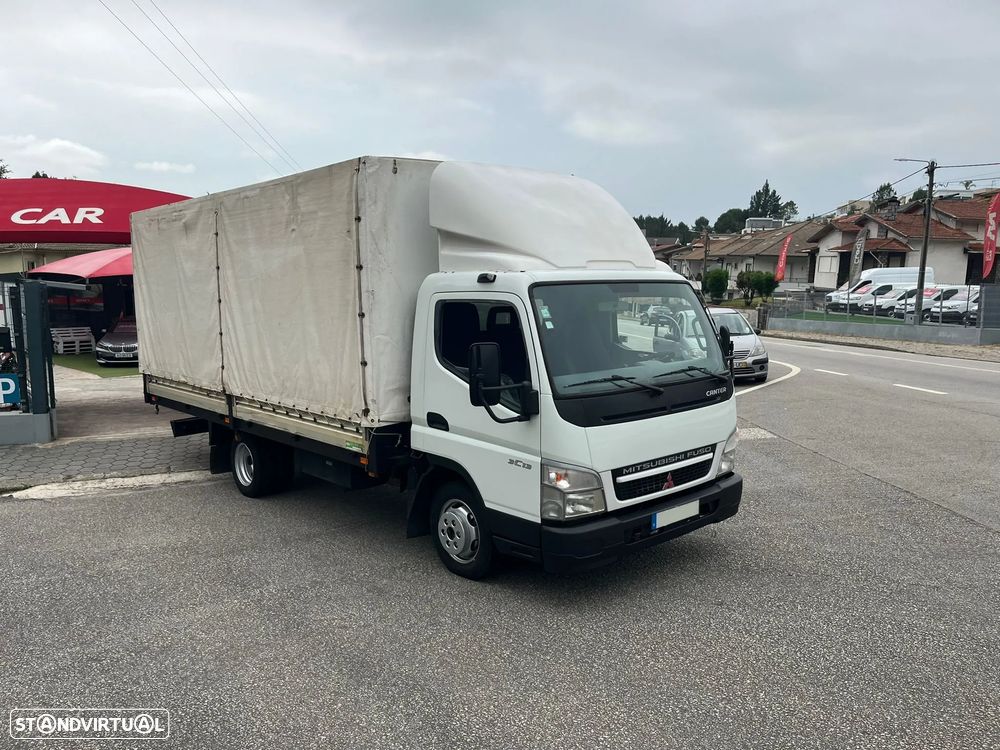 Mitsubishi Fuso Canter | 3.0 Diesel | 3 Lug. - 7
