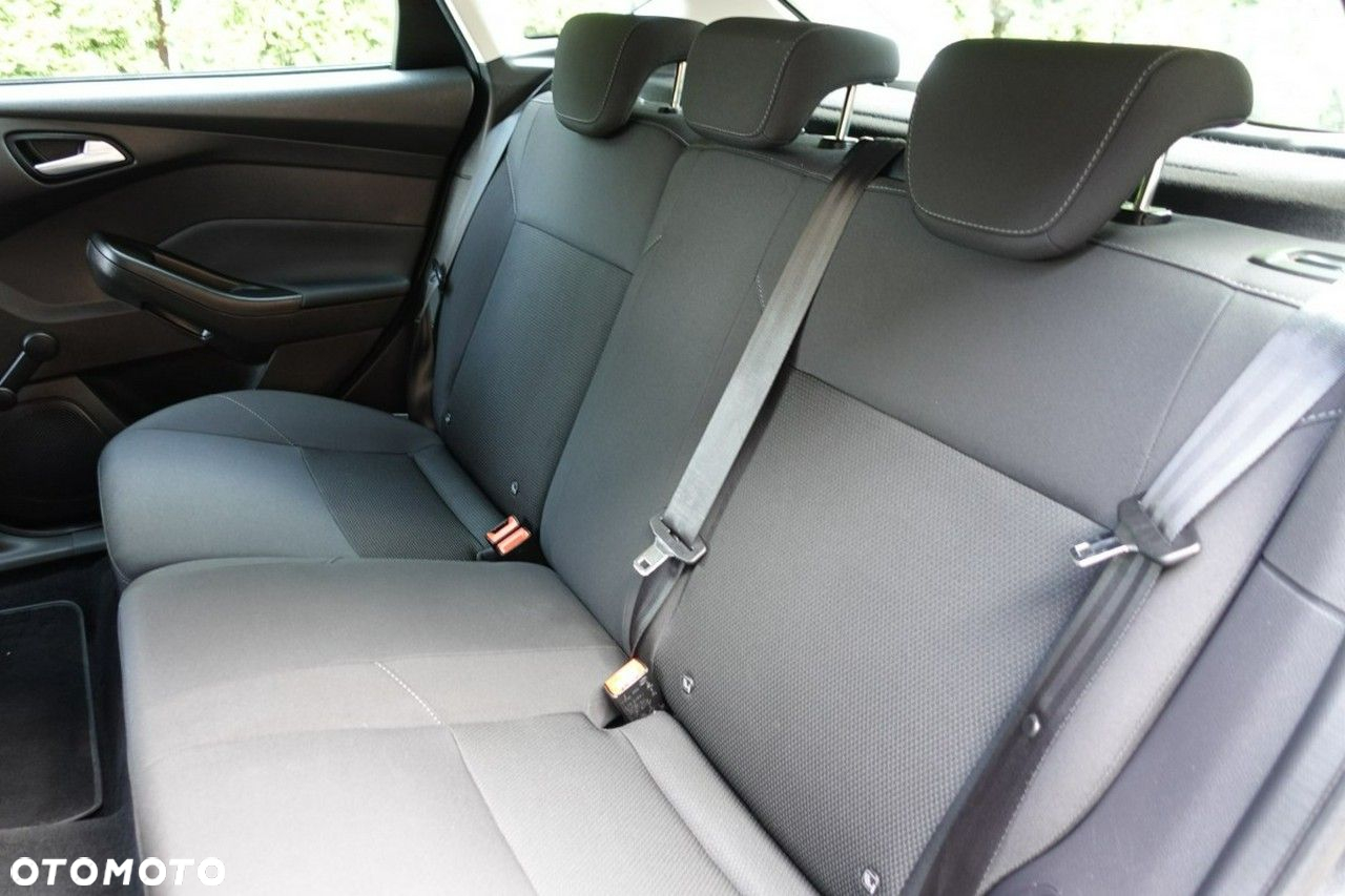 Ford Focus - 17