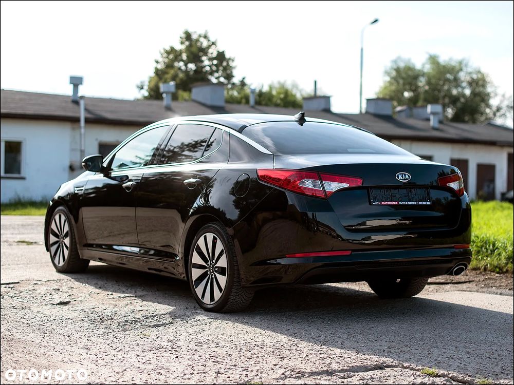 Kia Optima - 8