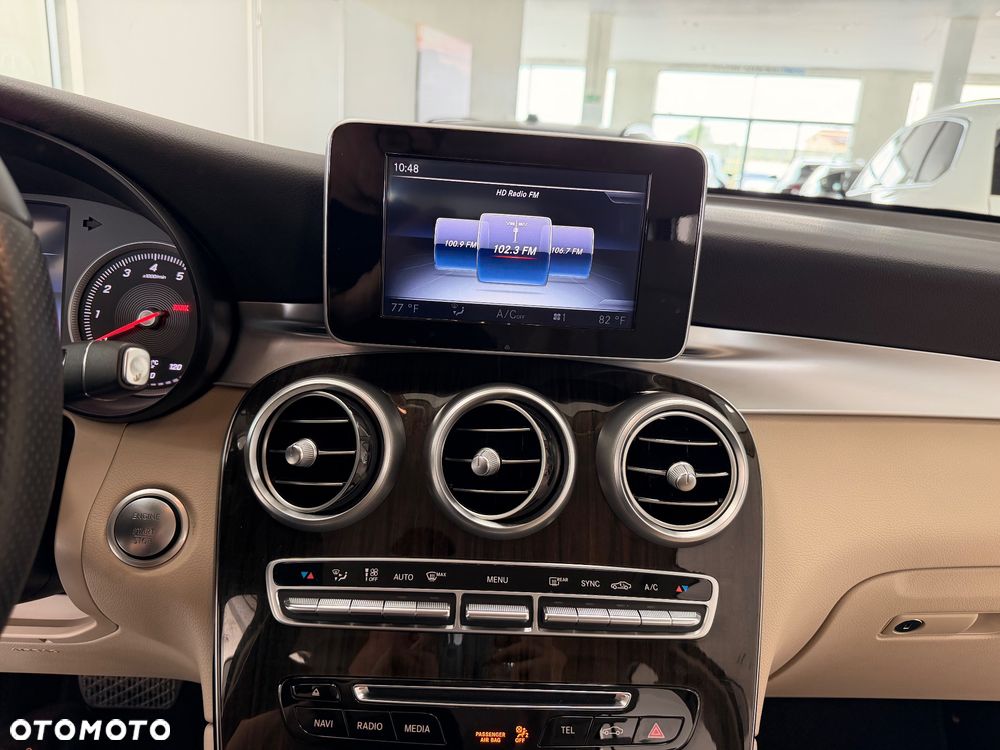 Mercedes-Benz GLC - 24