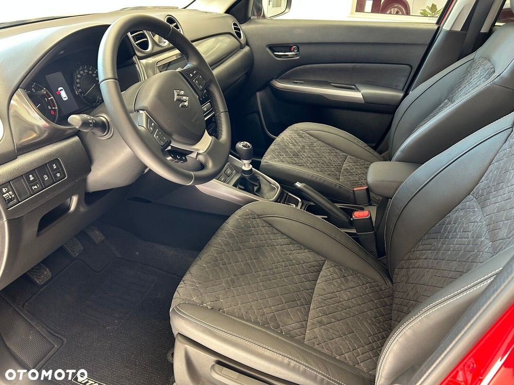 Suzuki Vitara 1.4 Boosterjet mHEV Elegance 2WD - 8