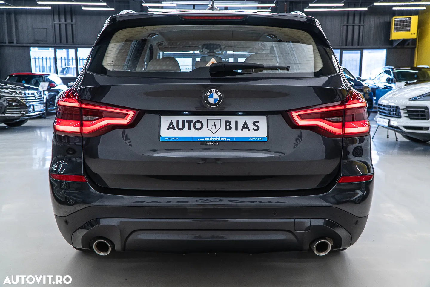 BMW X3 xDrive20i AT Luxury Line - 26