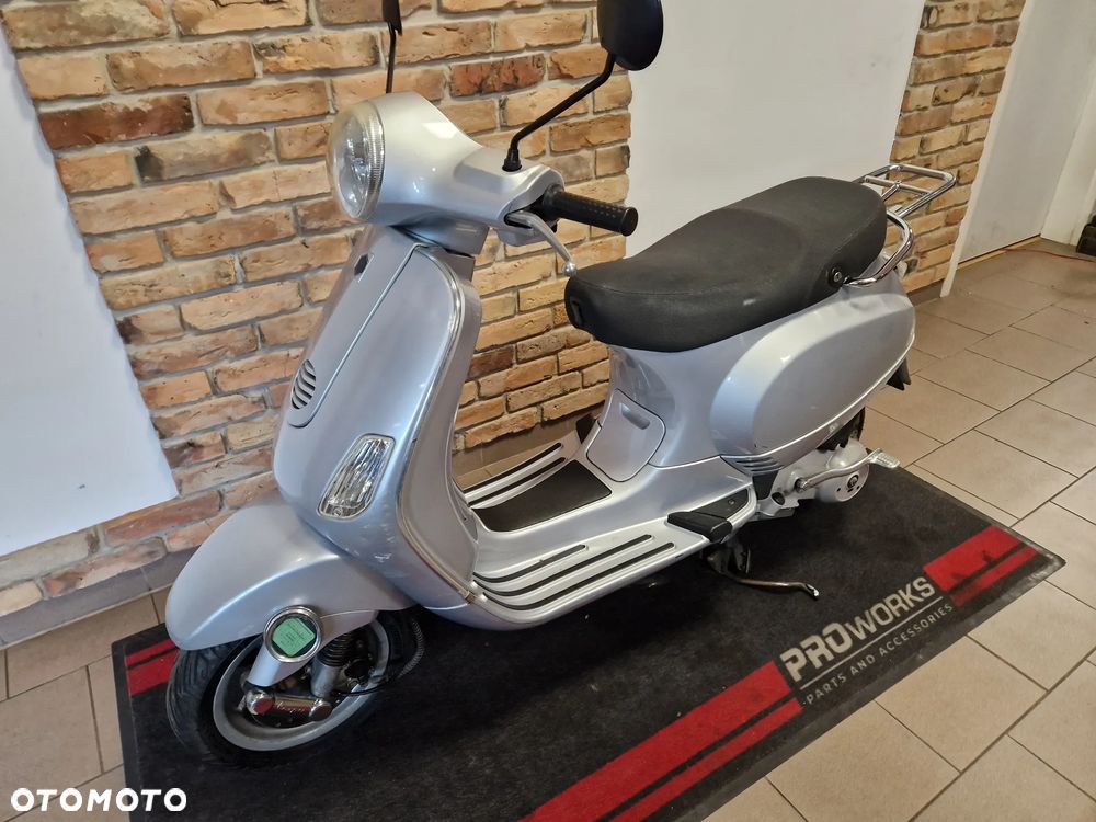 Vespa LX - 5