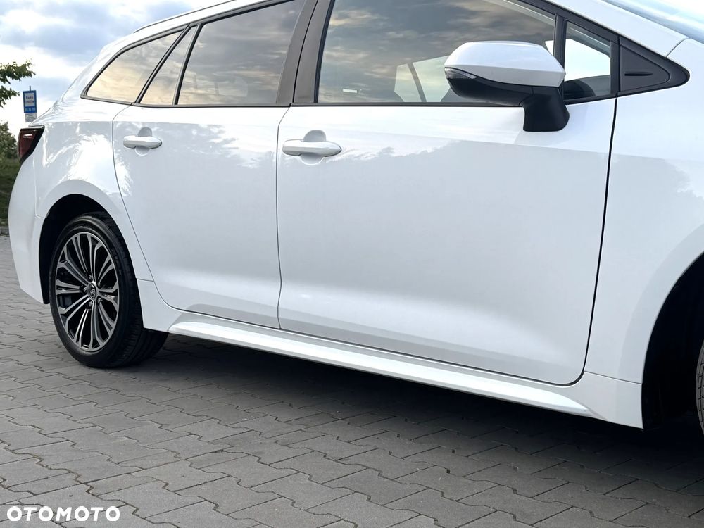 Toyota Corolla 1.8 Hybrid Comfort - 20