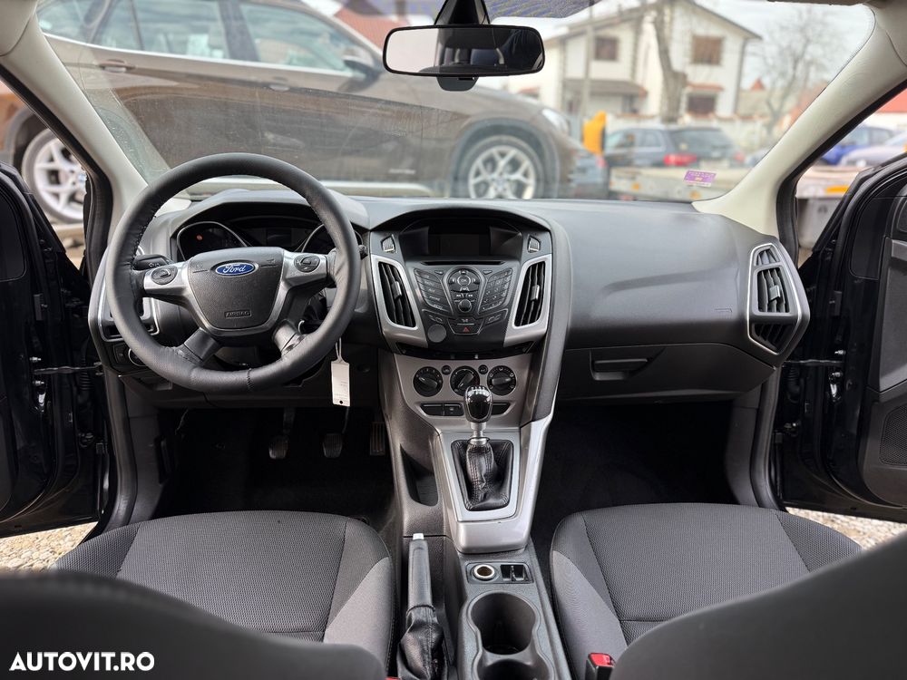 Ford Focus 1.6 TDCi DPF Titanium - 5