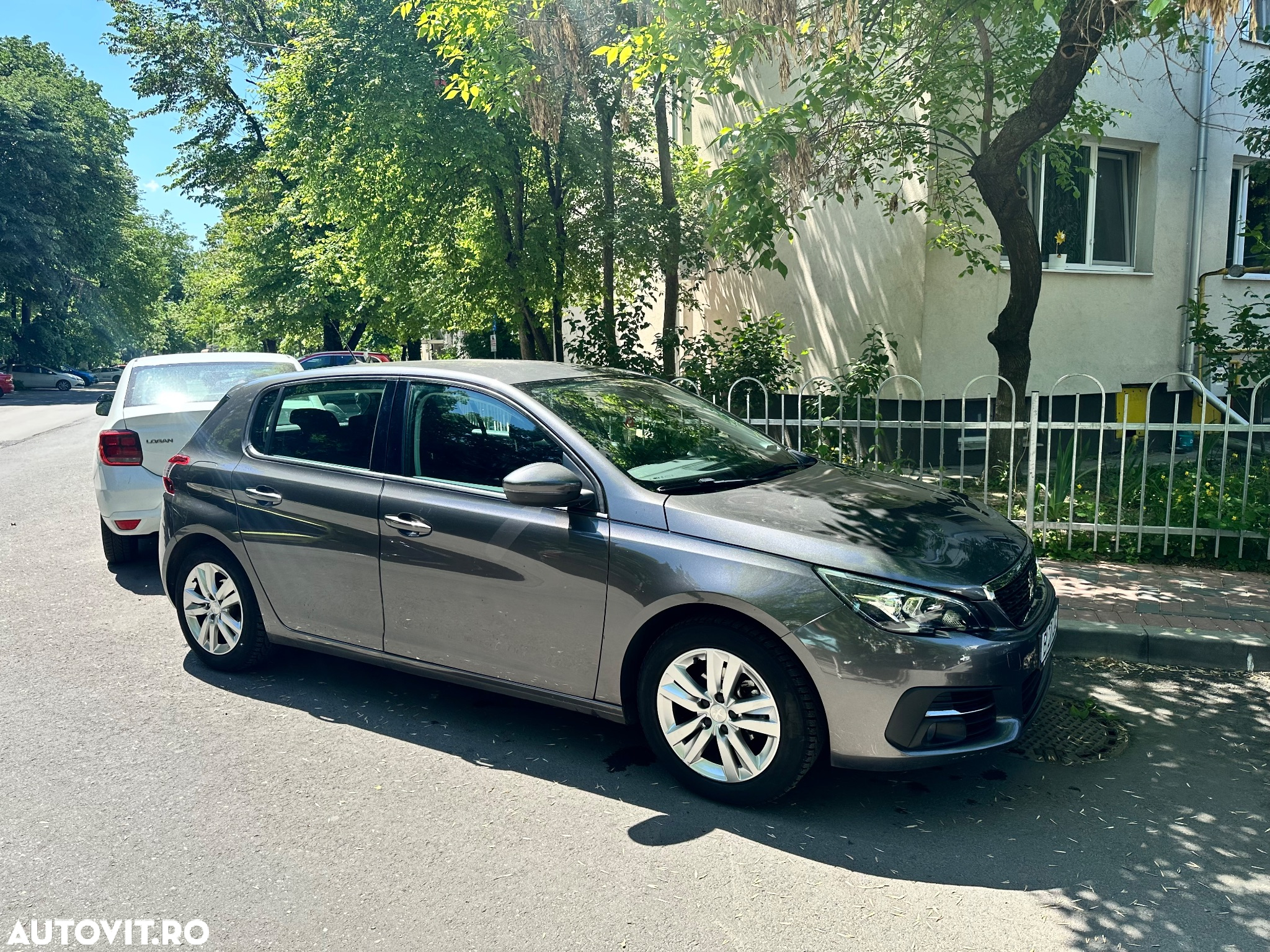 Peugeot 308 1.2 L PureTech Turbo Active - 3