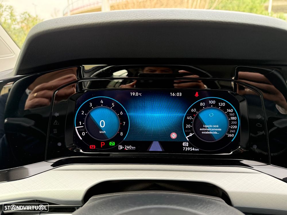 VW Golf 1.5 eTSI Life DSG - 16