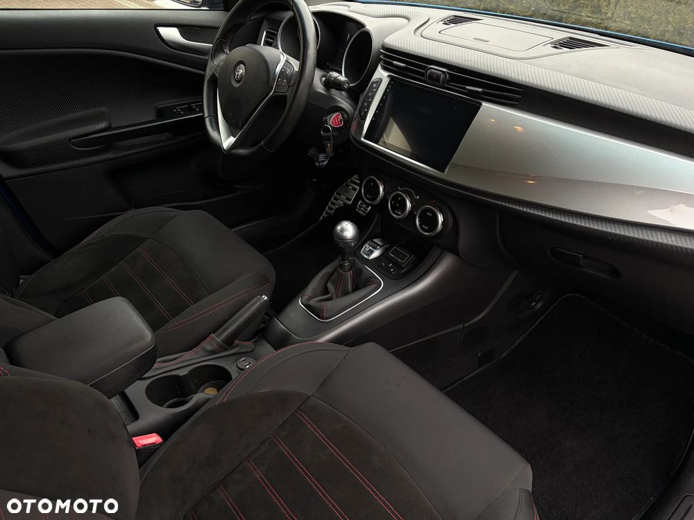 Alfa Romeo Giulietta - 10