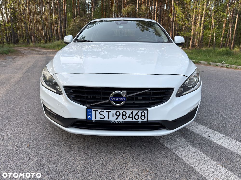 Volvo V60 D3 Drive-E Kinetic - 13