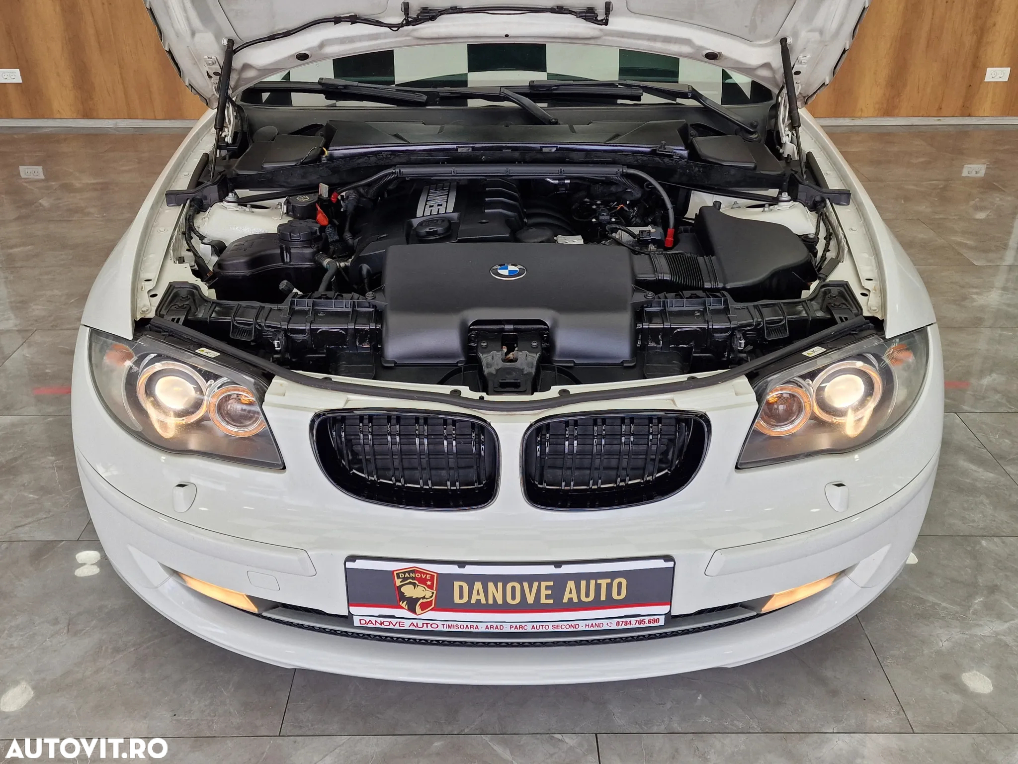 BMW Seria 1 118i - 24