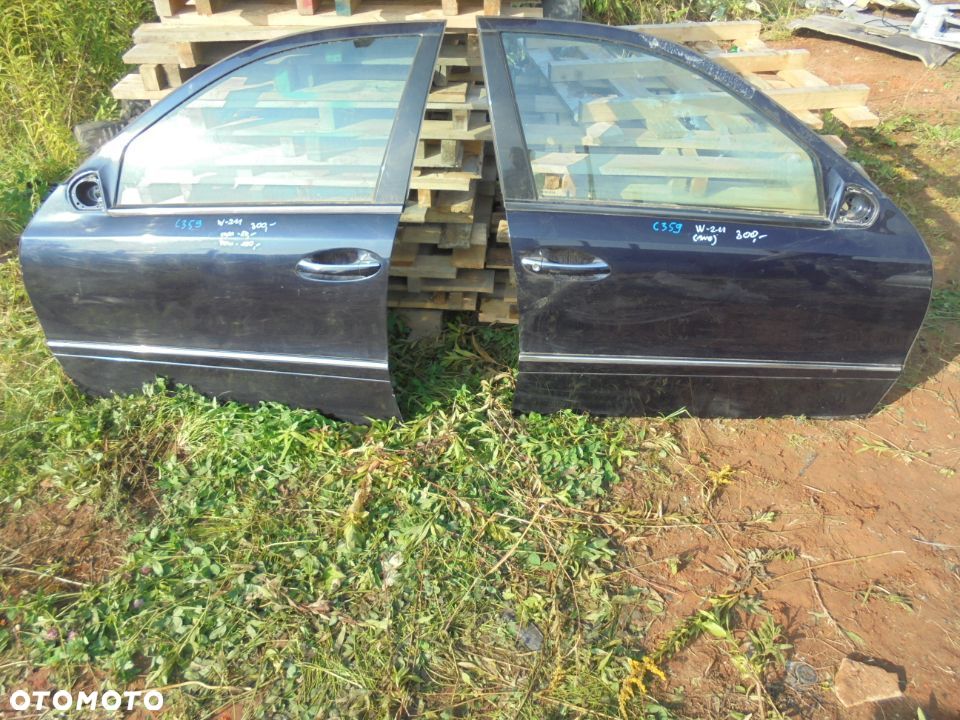 DRZWI LEWE PRZEDNIE MERCEDES E KLASA W211 C359 C744 - 1