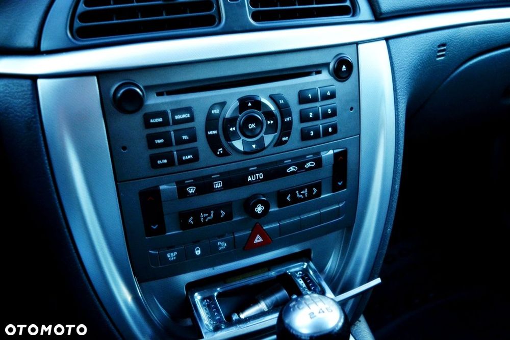 Citroën C5 HDi 135 Exclusive - 8