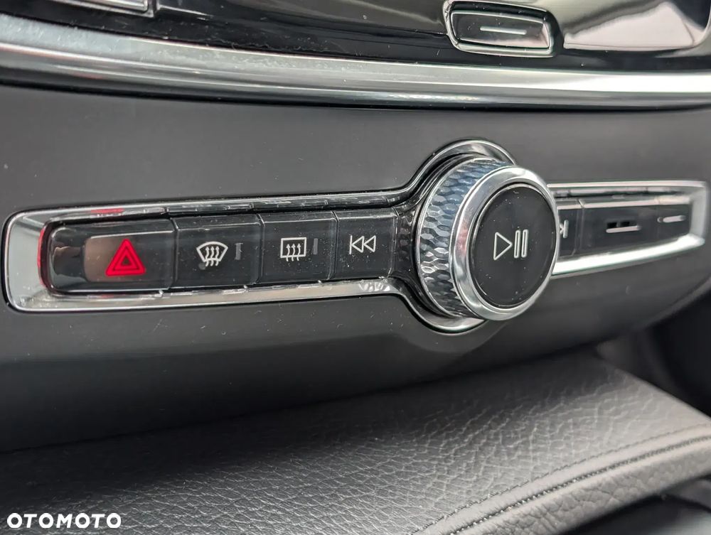 Volvo S90 - 10