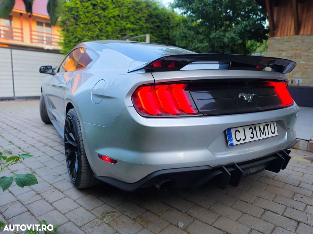 Ford Mustang 2.3 EcoBoost - 8