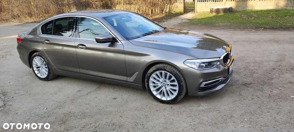 BMW Seria 5 530e iPerformance Luxury Line sport - 4
