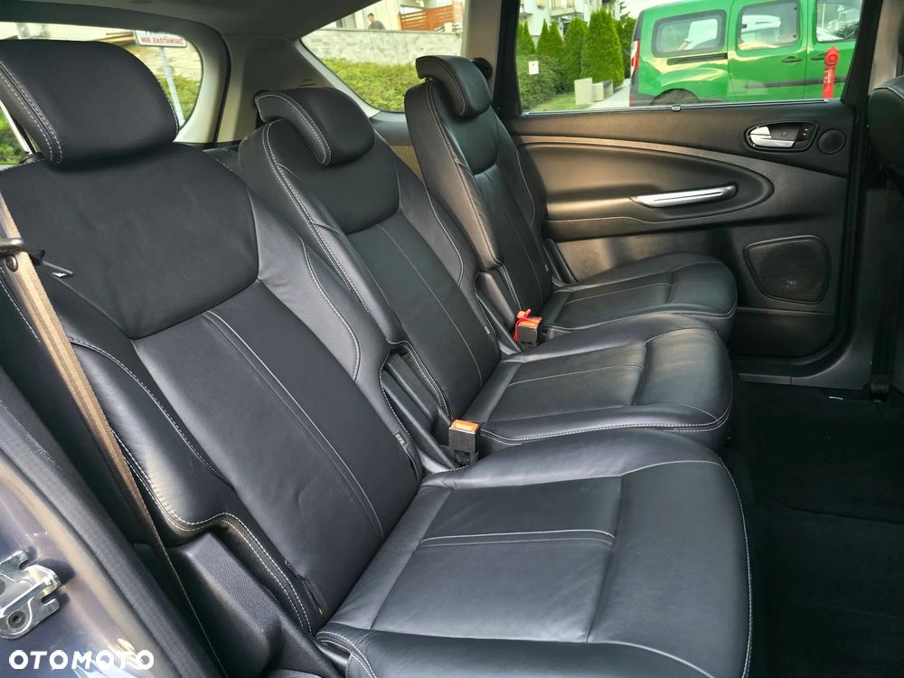 Ford S-Max 2.0 TDCi Titanium - 11