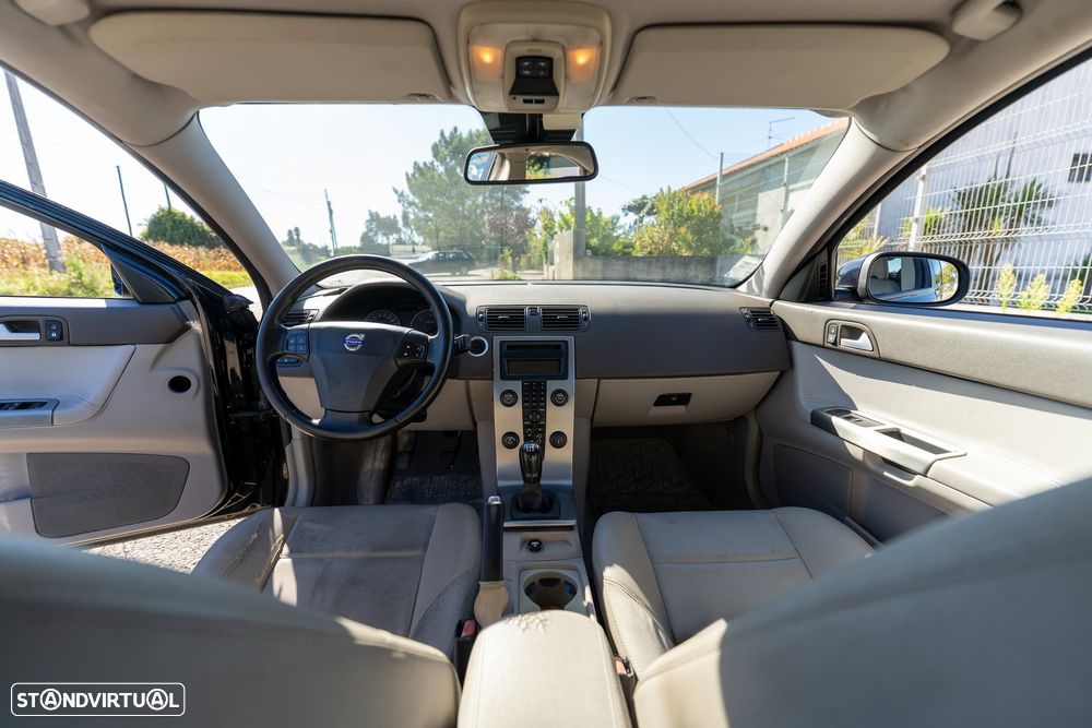 Volvo S40 1.6 D Nível 2 - 11