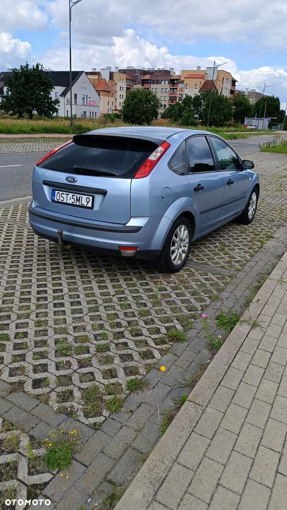 Ford Focus 1.6 Comfort - 4