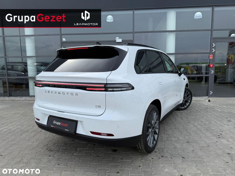 Leapmotor C10 - 5