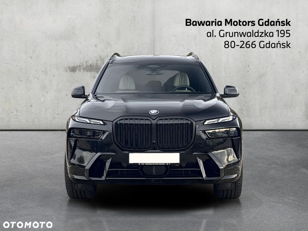 BMW X7 - 7