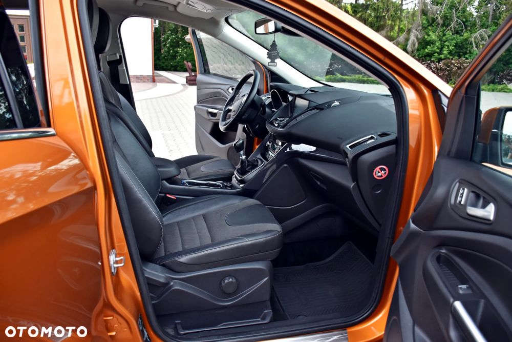 Ford Kuga 1.5 EcoBoost FWD ST-Line ASS GPF - 30