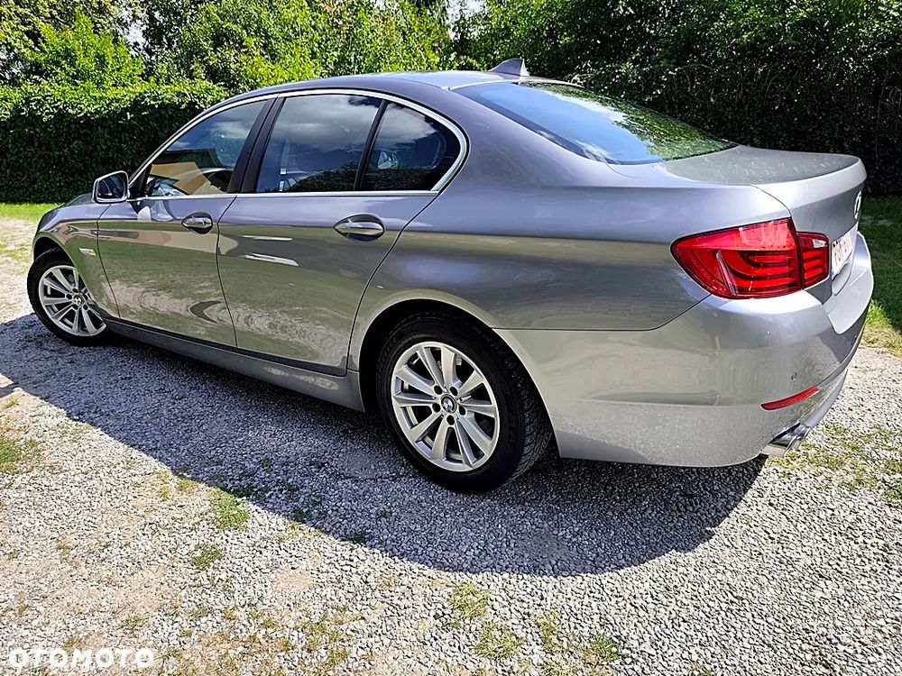 BMW Seria 5 520d - 5
