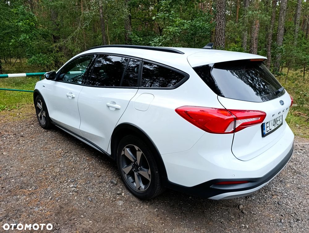 Ford Focus 2020 photo 2