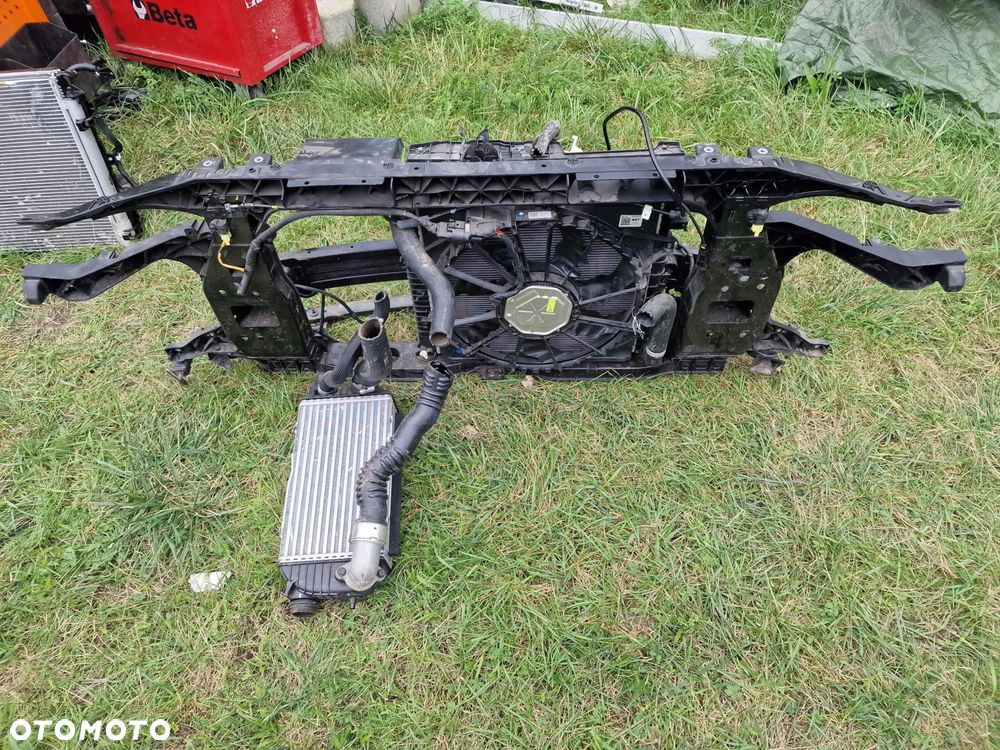 pas przedni chłodnice hyundai tucson iv 1.6 t-gdi 48v - 1