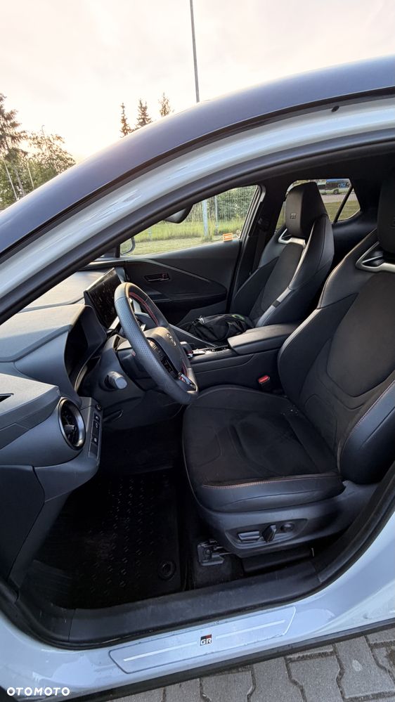 Toyota C-HR+ - 22
