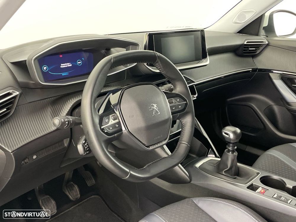 Peugeot 2008 1.2 PureTech Allure - 15