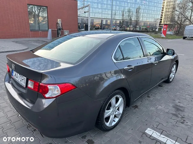 Honda Accord 2.0 Executive - 6