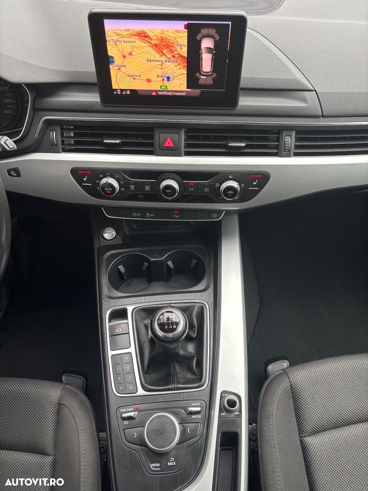 Audi A4 Avant 2.0 TDI Design - 17