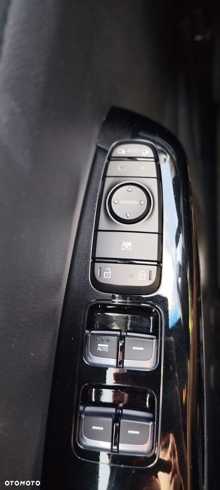 Kia Sportage 1.6 T-GDI AWD GT LINE - 9
