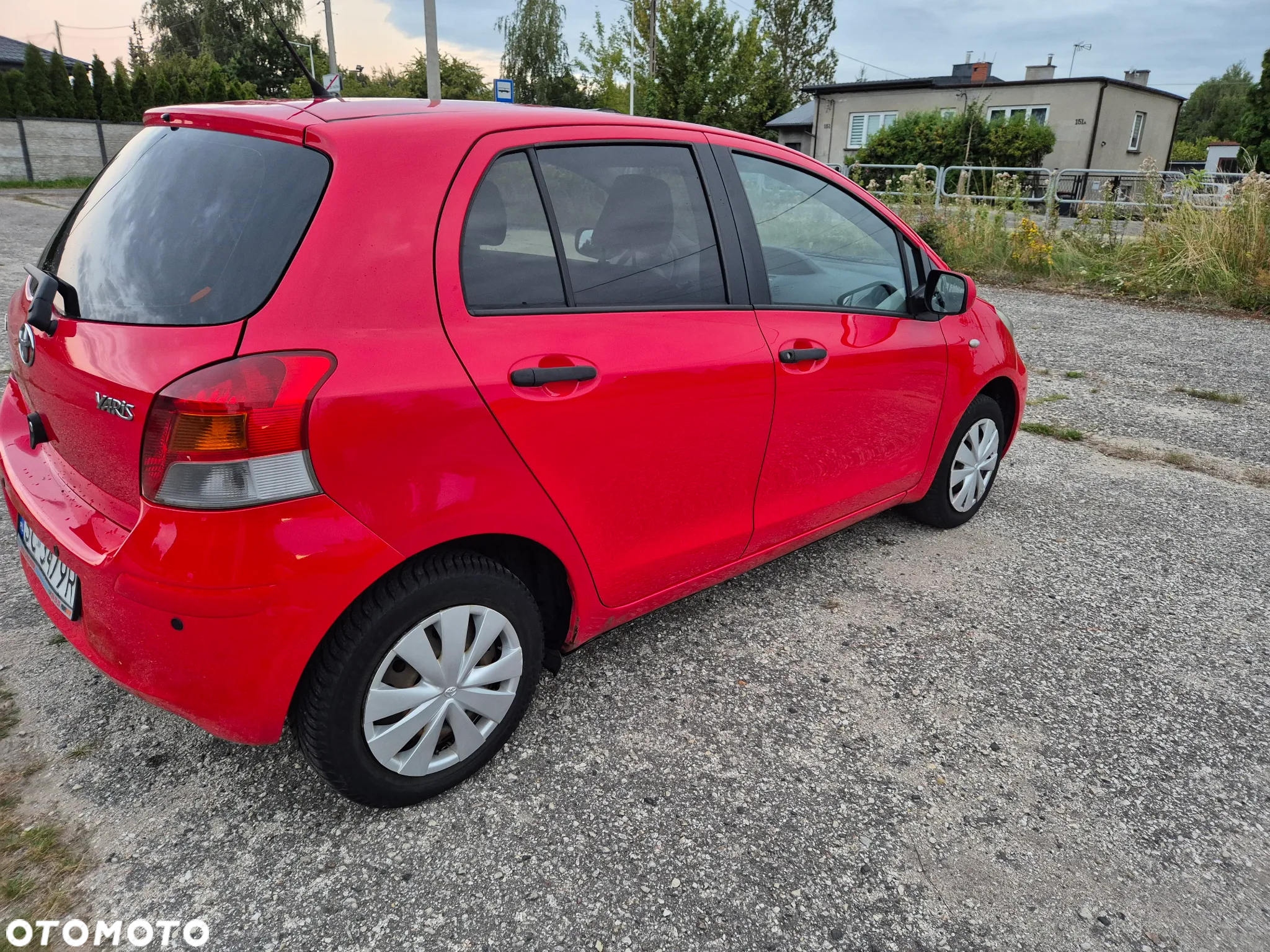 Toyota Yaris 1.0 Terra - 4