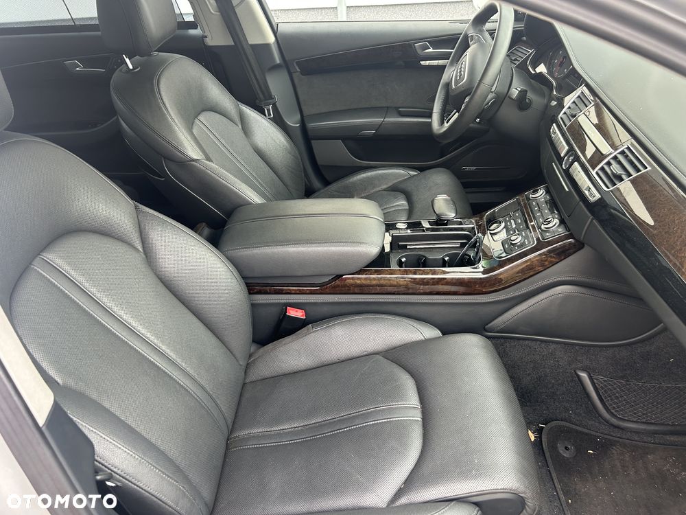 Audi A8 4.2 FSI L Quattro - 32