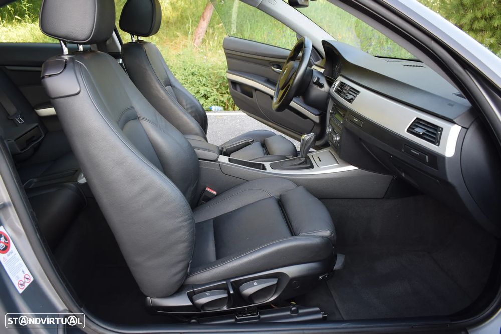 BMW 320 d Coupe Auto - 7