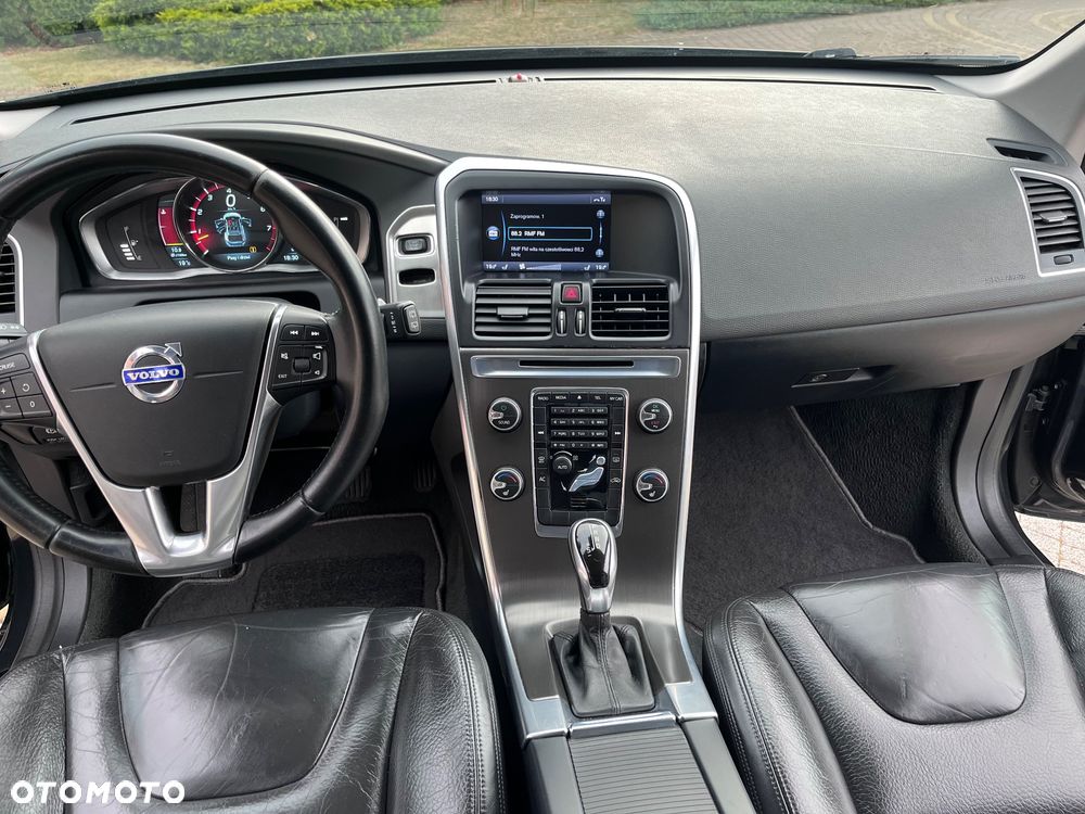 Volvo XC 60 - 33