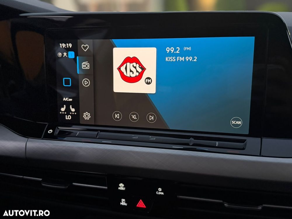 VOLKSWAGEN Golf 2023 — imagine 10
