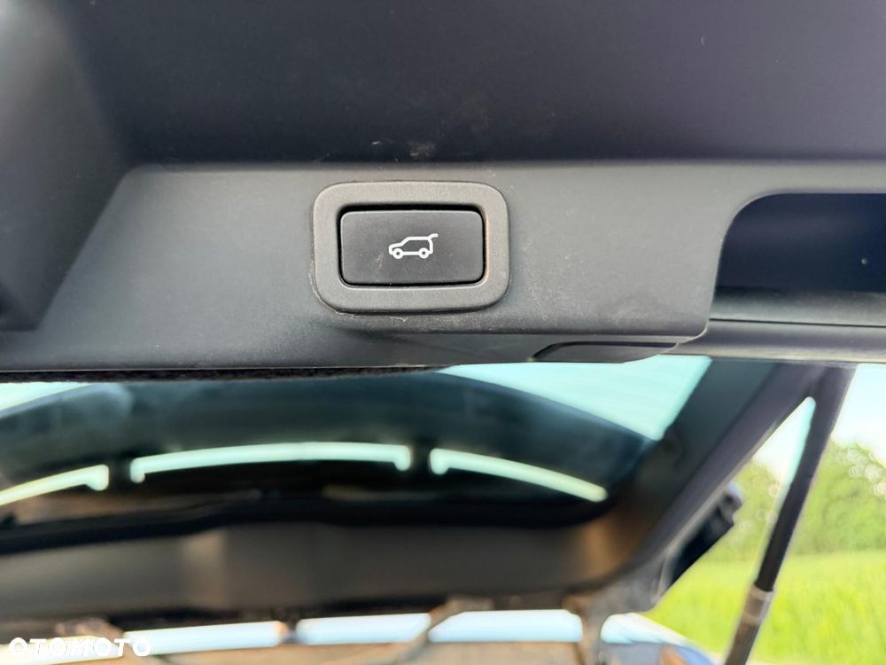 Land Rover Range Rover Sport - 36