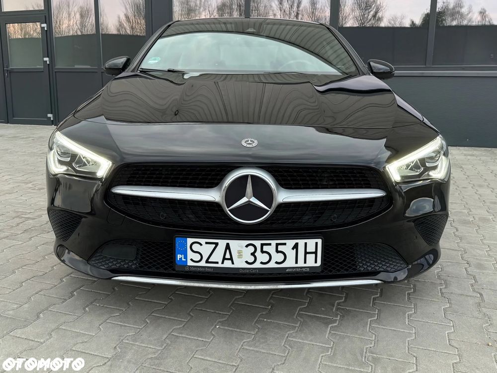 Mercedes-Benz CLA 180 7G-DCT Progressive Line Advanced - 21