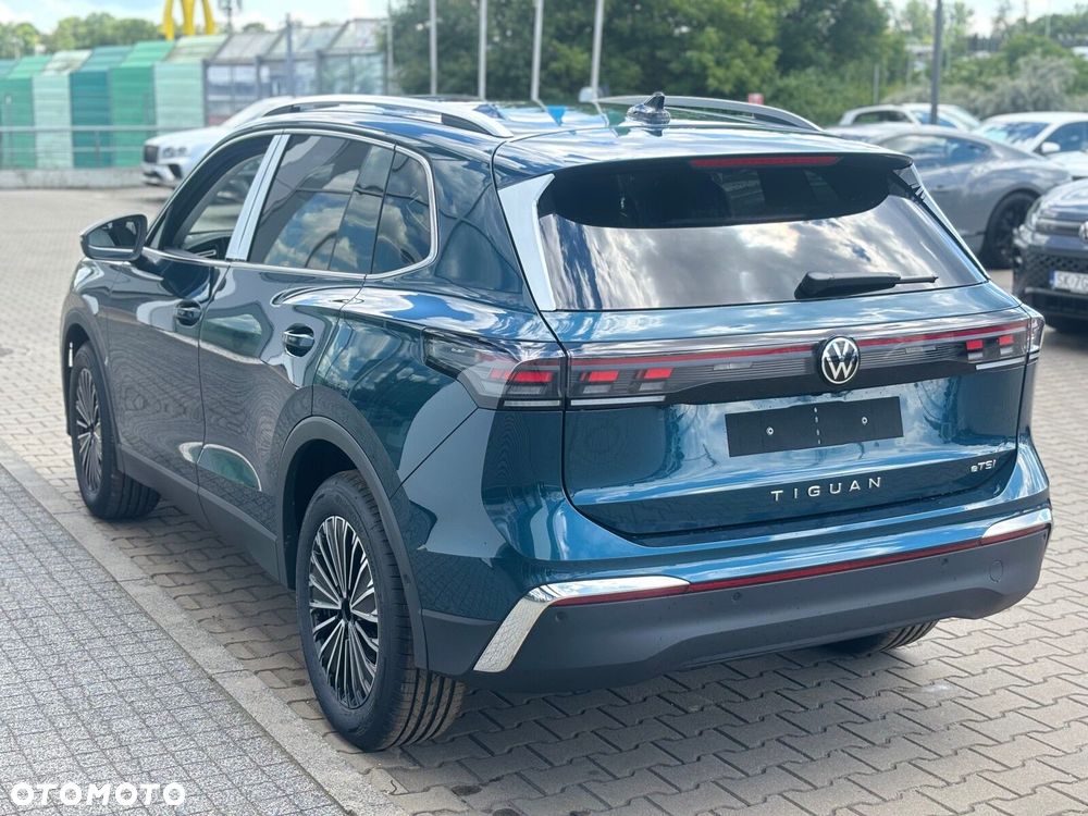 Volkswagen Tiguan 1.5 eTSI Elegance DSG - 5